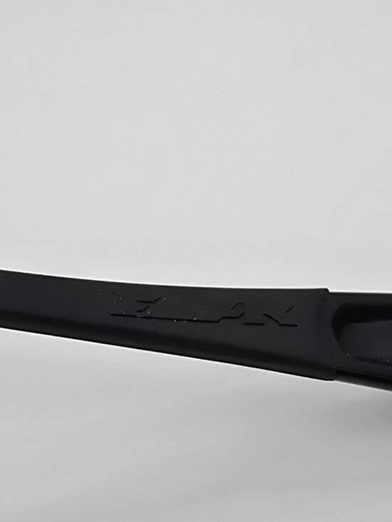 Oakley 12-900 Flak Jacket Jet Black Frame Polarized Black Iridium Sunglasses - Picture 7 of 15